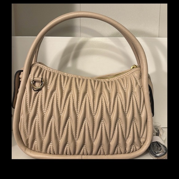 Handbags - Quality handbag, double handles, 2 shoulder straps. one leather.